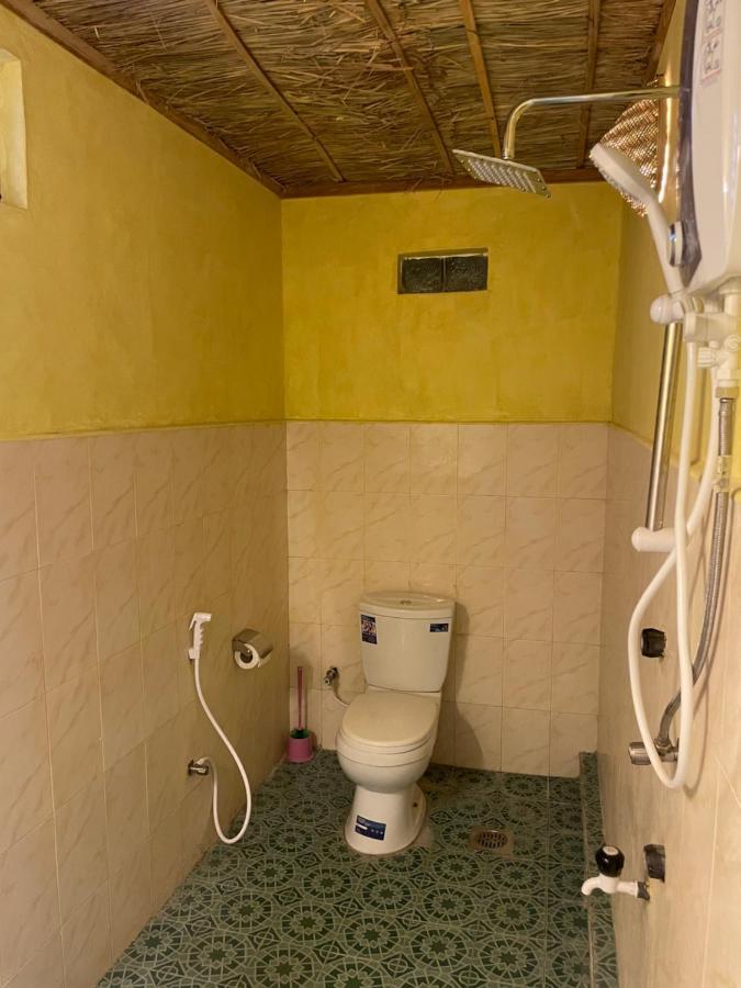 Banana Surf House Hotel Arugam Bay Exterior photo